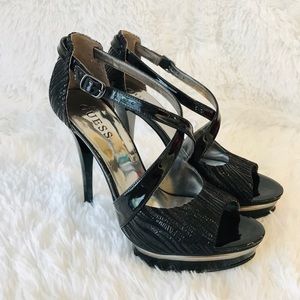 Guess Berale platform sandals